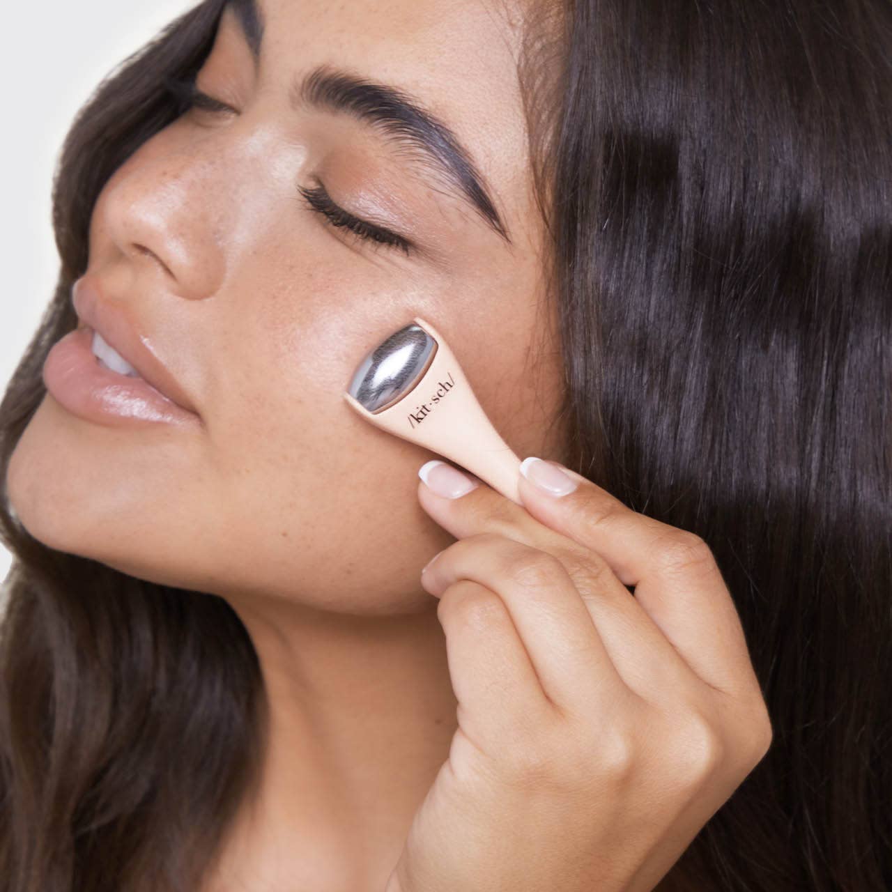 KITSCH Mini Spa Rollers 2-piece set with textured surface for facial massage and skin relaxation.