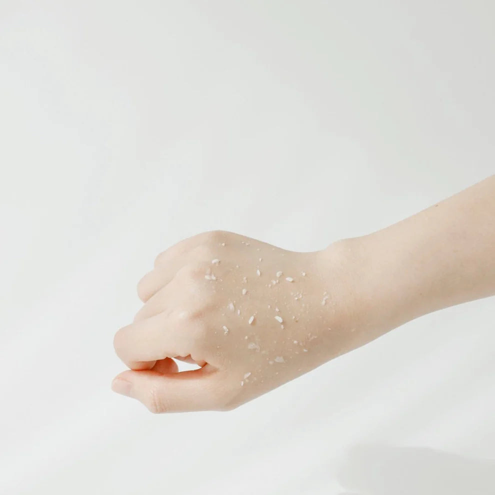 Beauty of Joseon Apricot Blossom Peeling Gel 100ml, close-up of the gel in a clear tube with apricot blossom extract visible.